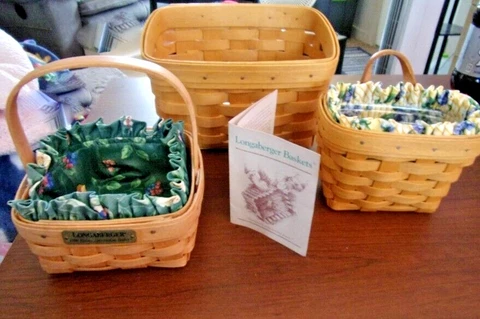 Longaberger Baskets Two Small With Liners & 1 Protector And One Medium Basket Cover