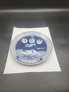 Lund & Clausen Denmark USA First on the Moon 1969 Collector Plate Box - Picture 1 of 7