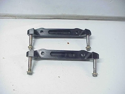 2 Used CP or Brembo Billet Aluminum Brake Caliper Brackets P/N CP5820-7 NASCAR - Изображение 1 из 4