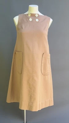 Vintage 1957 beige maternity jumper dress with pockets.  - Image 1 of 4