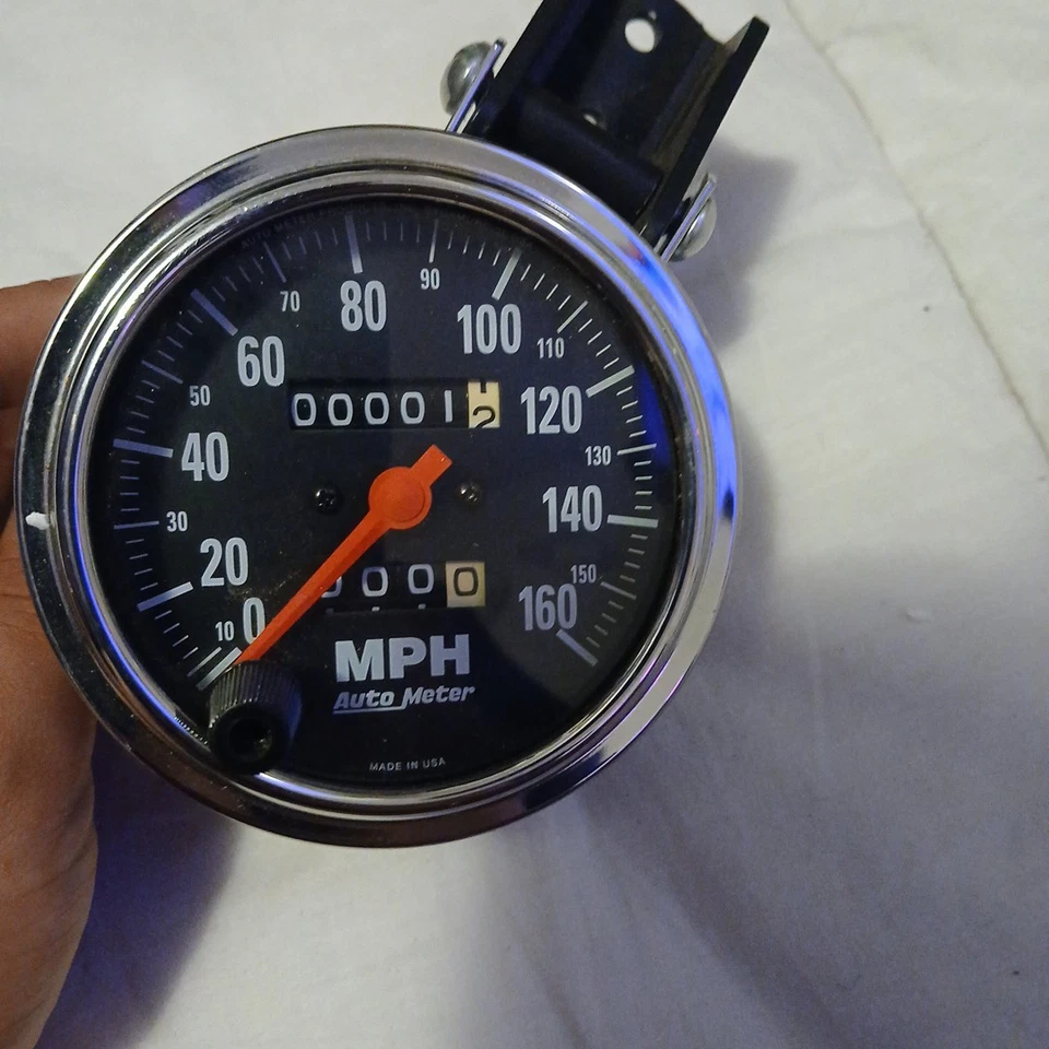 Autometer Cobalt Speedometer, 3-3/8", 160 MPH , Mechanical - Image 1 of 3