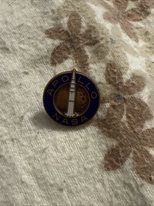 Original Nasa Employee Apollo 1 Tie Pin Enamel Lapel 1960s Space Saturn V Crest - Picture 1 of 4