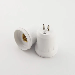 MR16 to E10 Screw Thread LED Halogen CFL Light Bulb Lamp Socket Convert Holder - Picture 1 of 6