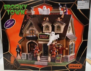 Lemax Spooky Town SPOOKY WINNER #95455 Best Decorated House New - Picture 1 of 5