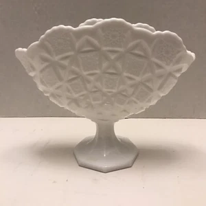 Vintage Westmoreland Milchglas altes Steppmuster Fächervase mit Fuß - Bild 1 von 8