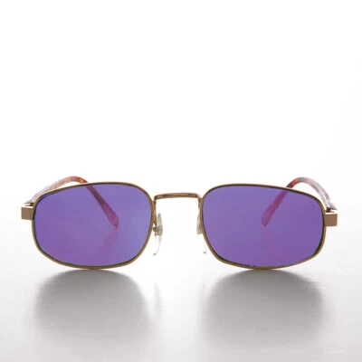 Gafas de sol vintage con marco dorado rectangular pequeño con lente púrpura - Jerry Foto 1 de 3