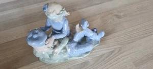 Grosse Porzellanfigur Mädchen u. Junge m. Vögeln 25 x 21 cm - Bild 1 von 7