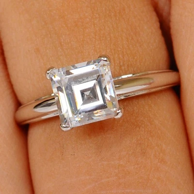 2.00Ct D/VVS1 Square Cut Solitaire Women's Anniversary Ring In 14KT White Gold - Image 1 of 4