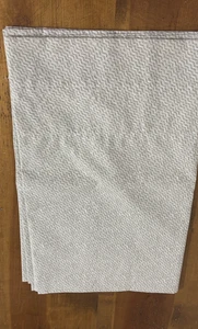 NEU Hergestellt in Australien Sheridan Volant grau beige Design auf weiß 96" x 19" - Bild 1 von 4