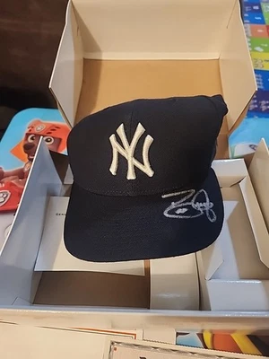 Gorra ajustada con autógrafo Dave Winfield 2001 Fleer Legacy MLB con certificado de autenticidad + caja Yankees Hof Foto 1 de 4