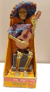 Halloween animiertes Skelett spielt Gitarre und spielt LA Bamba funktioniert - Bild 1 von 1