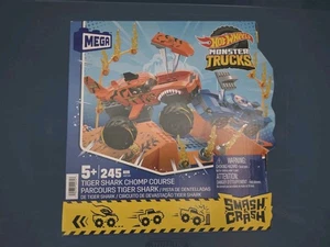Hot Wheels Tiger Shark Chomp Course Monster Truck Building Toy with 2 Figures - Picture 1 of 2
