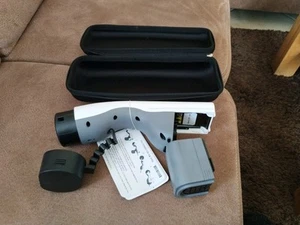 Original V2L Adapter, Entladekabel, Hyundai Ioniq 5 und 6 KONA und KIA - Bild 1 von 3