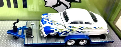 Camión Mercury M-100 1956 M2, Mercury Custom 1949 en un remolque de cuatro neumáticos jt Foto 1 de 4