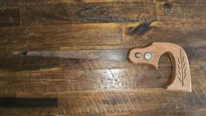 Vintage Garantie überlegene Handsäge Holz Schlüsselloch gravierter Griff 12" Klinge - Bild 1 von 9