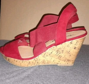 American Eagle Heels Womens Sz 10W Wedge Platform Sandals Red Suede Elastic Cork - Picture 1 of 8