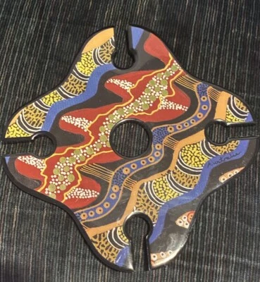 Portabotellas de copa de vino hecho a mano Sydney Australia Aussie Homecraft firmado Carlie Foto 1 de 4