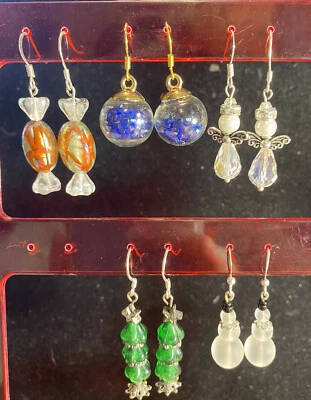 Handcrafted Artisan Christmas Earrings 5 Pairs Look. Lot X608 - Image 1 of 4