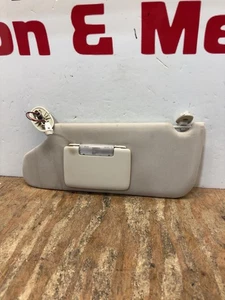 08 09 10 11 12 JEEP LIBERTY Left Sun Visor (illuminated) Garage Door Openerk7dv - Bild 1 von 8