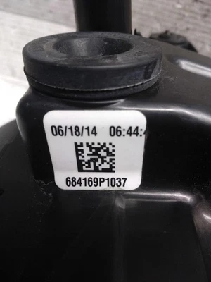 Used Air Cleaner Assembly fits: 2015 Volkswagen Passat 3.6 Grade A - Imagem 1 de 4