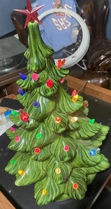 Vintage Arnel's 16" 2-teiliger Keramik Weihnachtsbaum komplett mit Spieluhr 1980 - Bild 1 von 12