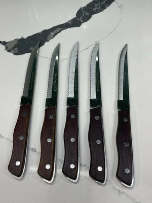 Juego de 5 cuchillos para carne de acero Maxam con mango de madera Foto 1 de 4