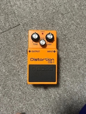 BOSS Distortion DS-1 Guitar Effector - Image 1 of 3