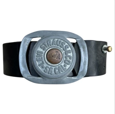 Cinturón de cuero vintage Levi's con hebilla y lengüeta plateada talla 34 redondo hecho en EE. UU. 3062 AÑOS 90 Foto 1 de 4