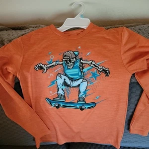 Boys Tek Gear L/S Orange Quick Dry T-shirt Skelton On Skateboard Size M - Picture 1 of 5