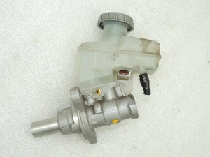 Cilindro principale freno Suzuki Grand Vitara III 1.9DDiS 5110065J00 - Foto 1 di 5