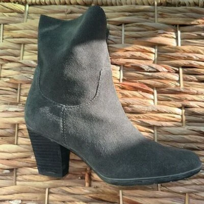 Botín impermeable para mujer Blondo Fay gris gamuza talla 7 Foto 1 de 4