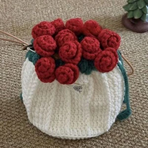 Portable Rose Bag Material Bags Handmade Crocheted Rose Shoulder Bag Gifts - Picture 1 of 15