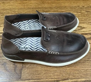 Zapatos Mocasines Olukai Kakaha Para Hombres 8.5 Fox Marrón Java Oscuro Cuero Sin Cordones - Imagen 1 de 10