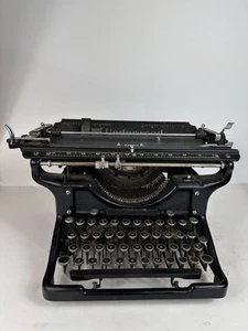 Underwood Standard Typewriter No. 6 – Antique Typewriter – Video - Picture 1 of 15