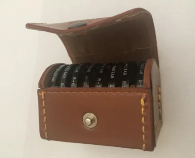 VINTAGE TIFFEN PHOTAR SERIES 6 SET OF EIGHT FILTERS IN THEIR CASE MADE IN USA  - Image 1 of 4