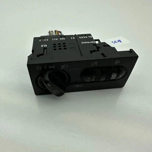 Volkswagen mk3 golf Headlight switch 1h6941531n 040505 - Picture 1 of 6