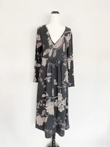 MEGAN SALMON lightweight floral knit empire-waist midi dress / sz 10 - Picture 1 of 9