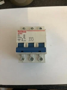 TECHNA GTEC D6 6 AMP 6KA TRIPLE POLO MCB DISYUNTOR. - Imagen 1 de 1