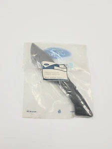 Revestimiento puerta trasera derecha original Ford 1077670 Focus 1998-2005 ¡¡Nuevo!!! - Imagen 1 de 3