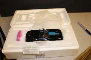 RARE Limited Edition Franklin Mint 1967 Midnight Black Corvette Convertible - Picture 1 of 4
