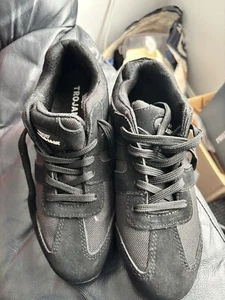 Trojan 6MM77 Entrenadores de Seguridad Reino Unido 5 Negro/Naranja - Zapatos de Trabajo Cómodos - Imagen 1 de 4