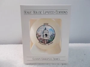 2009 Blairsville Georgia Courthouse Glass Round Ball Christmas Ornament - Picture 1 of 3