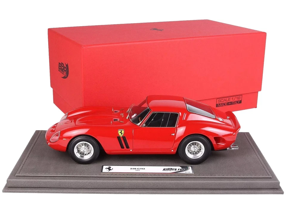 1962 FERRARI 250 GTO RED & DISPLAY CASE LTD ED 300 PCS 1/18 MODEL BY BBR 1807 C