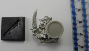 NIGHT GOBLIN LEADER Metal Goblins Gloomspite Gitz Grots Army Warhammer 1990s 41 - Picture 1 of 2
