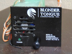 Fuente de alimentación con arnés de cables Blonder Tongue MIPS-12 7722C - Imagen 1 de 5