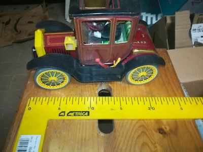 auto in latta giocattolo  Ford Coupe' T 1917 in latta anni '60  - Immagine 1 di 4
