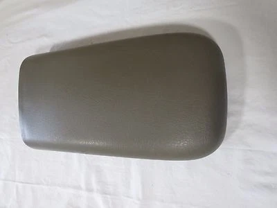 2002 03 04 05 GMC Envoy 02-07 Chevy Trailblazer Front Center Console GREY OEM - Image 1 of 4