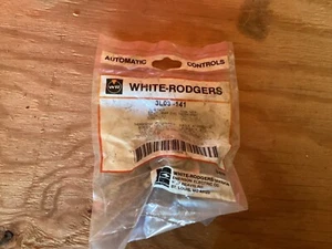 White-Rodgers 3L03-141 S.P.D.T Snap Disc Thermostat - Picture 1 of 1