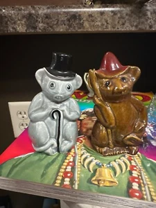 Vintage country mouse and city mouse salt and pepper shakers - Picture 1 of 13