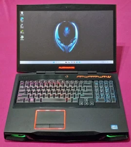 Alienware M17X R4 computer portatile I7-3740qm 2,7-4,1 GHz 20 GB 256 GB SSD NVIDIA Tesla M6 AX - Foto 1 di 16